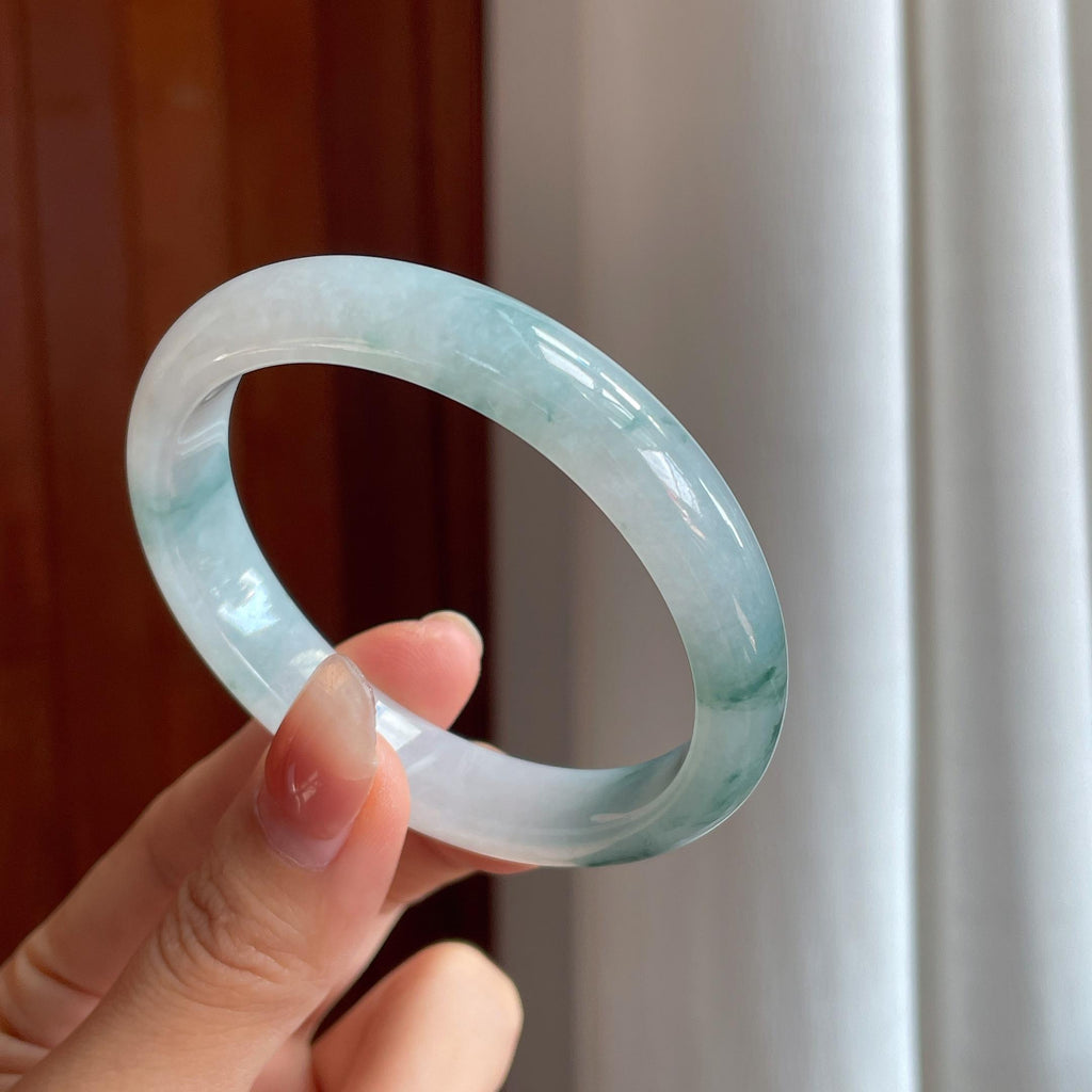 糯冰飘花翡翠贵妃镯（56.5mm）（yc346544）