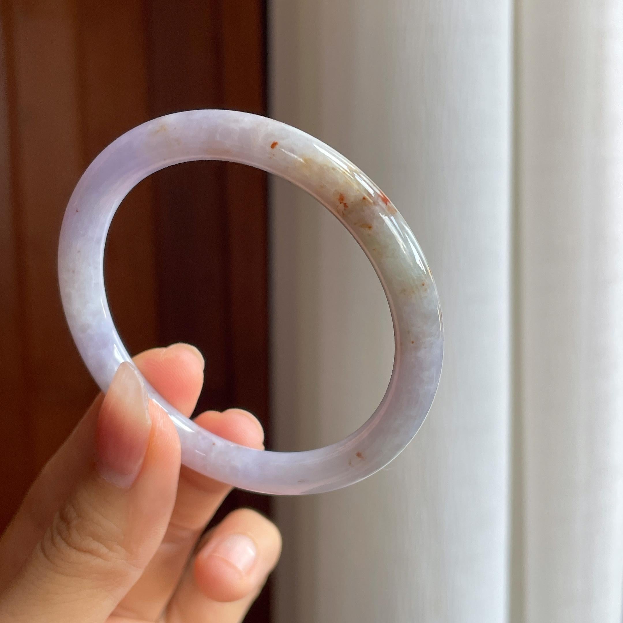 糯冰紫底飘黄翡翠圆条手镯（54mm）（yc313909）