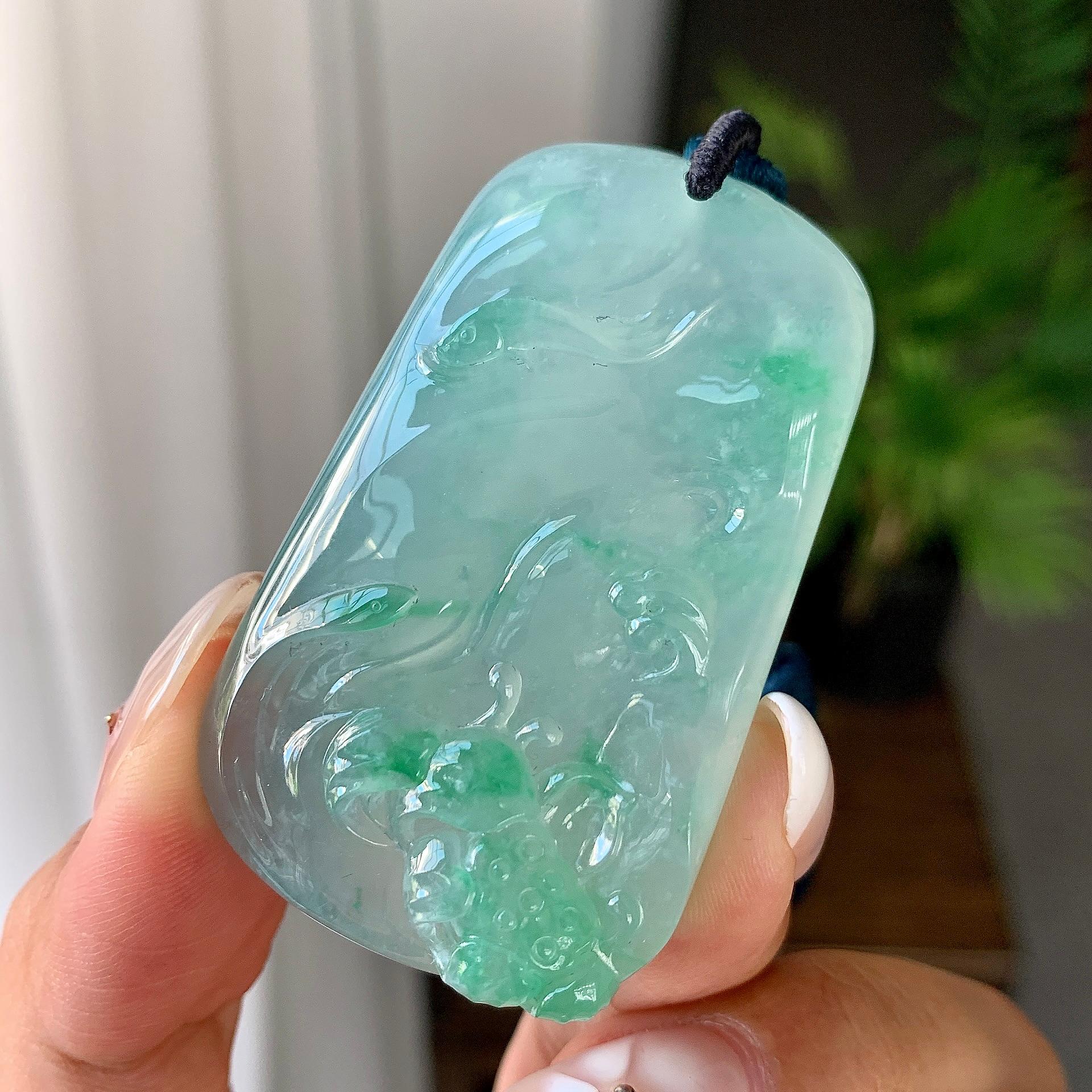 冰种飘绿山水牌挂件（yc246701）