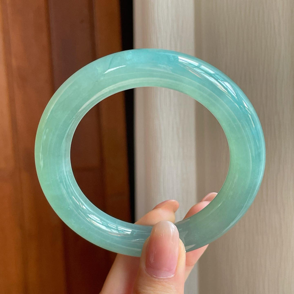 冰种蓝晴底翡翠圆条手镯（55.8mm)（yc345509）