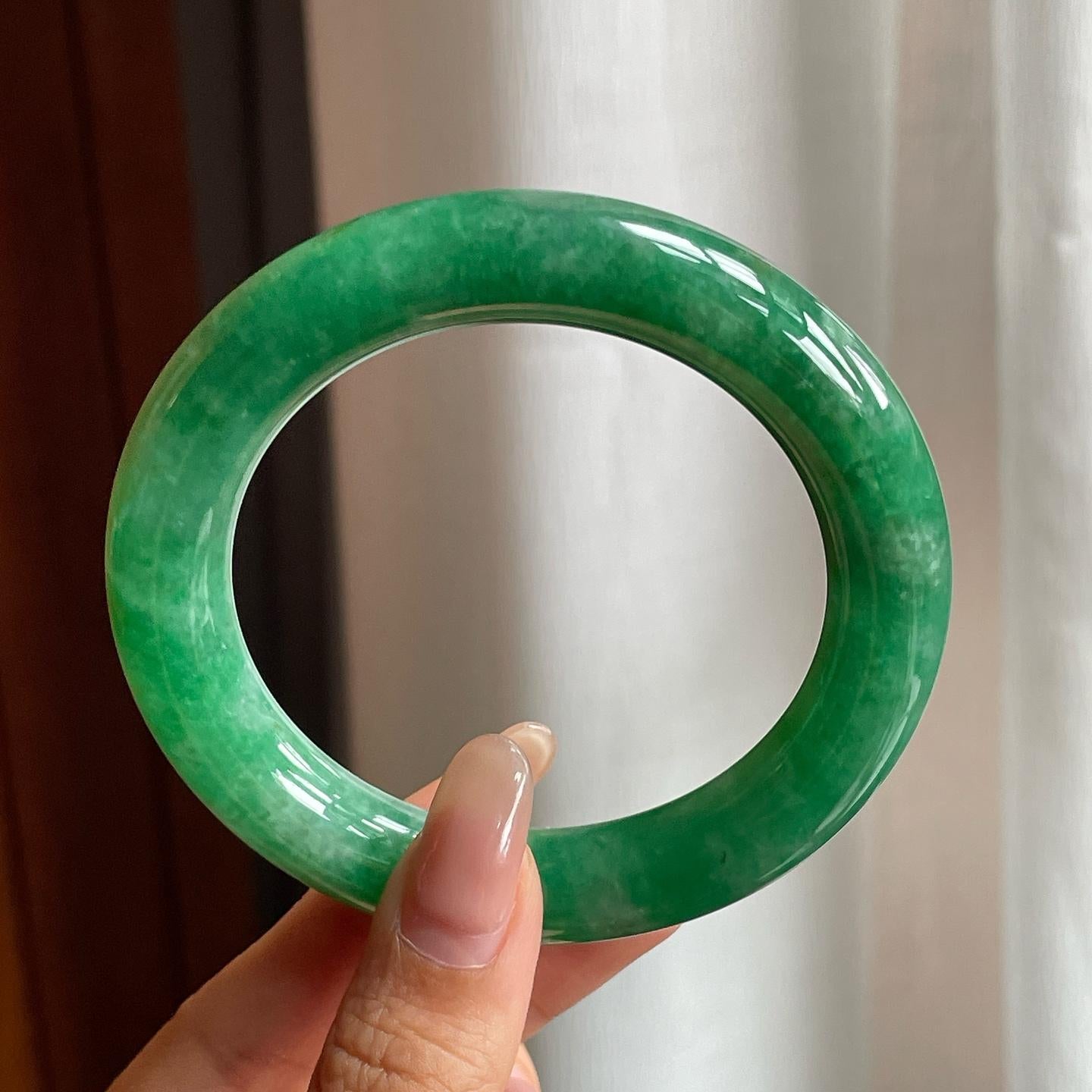 糯冰种满绿翡翠圆条手镯（56mm）（yc200658）