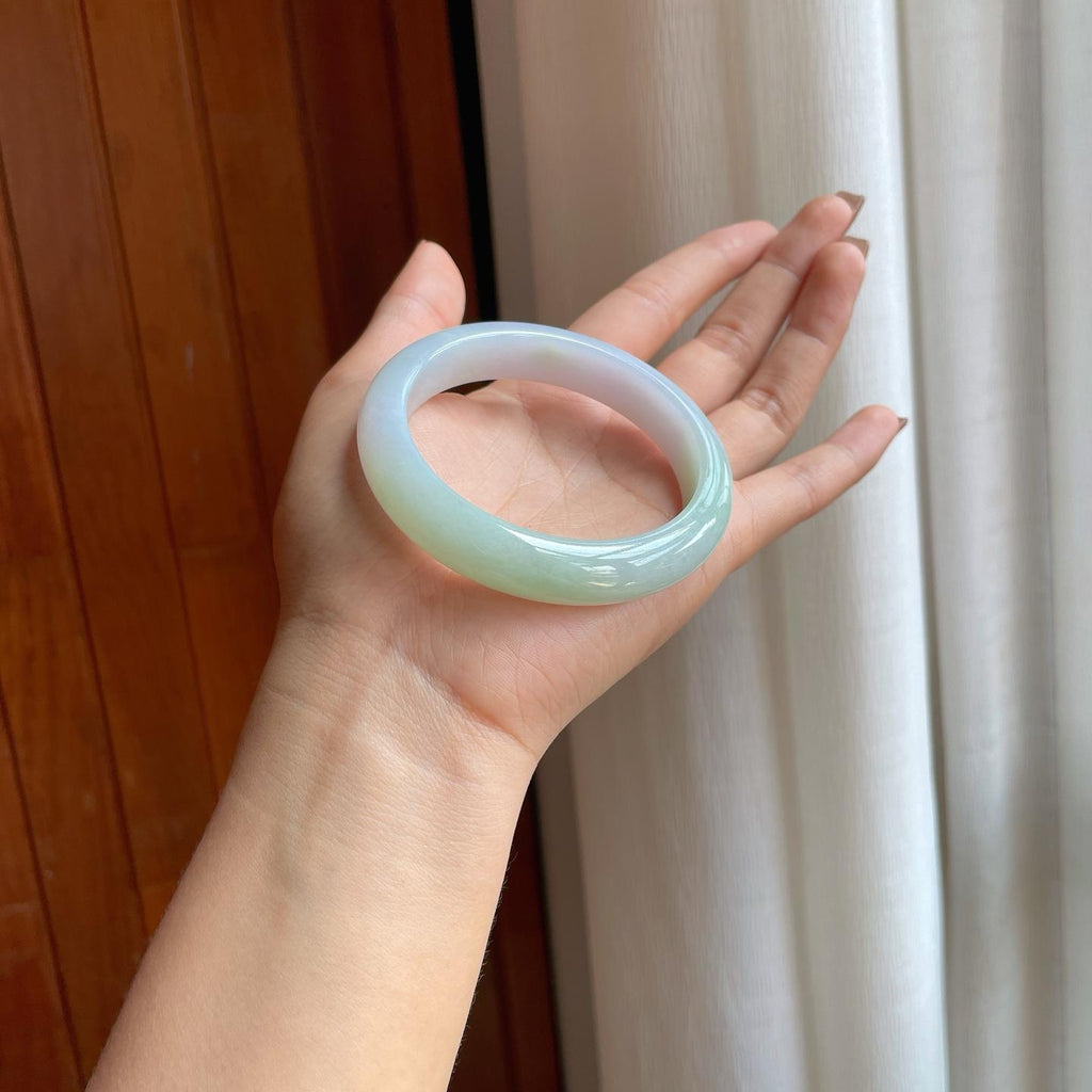 糯冰淡春彩翡翠平安镯（58.6mm）（yc373906）