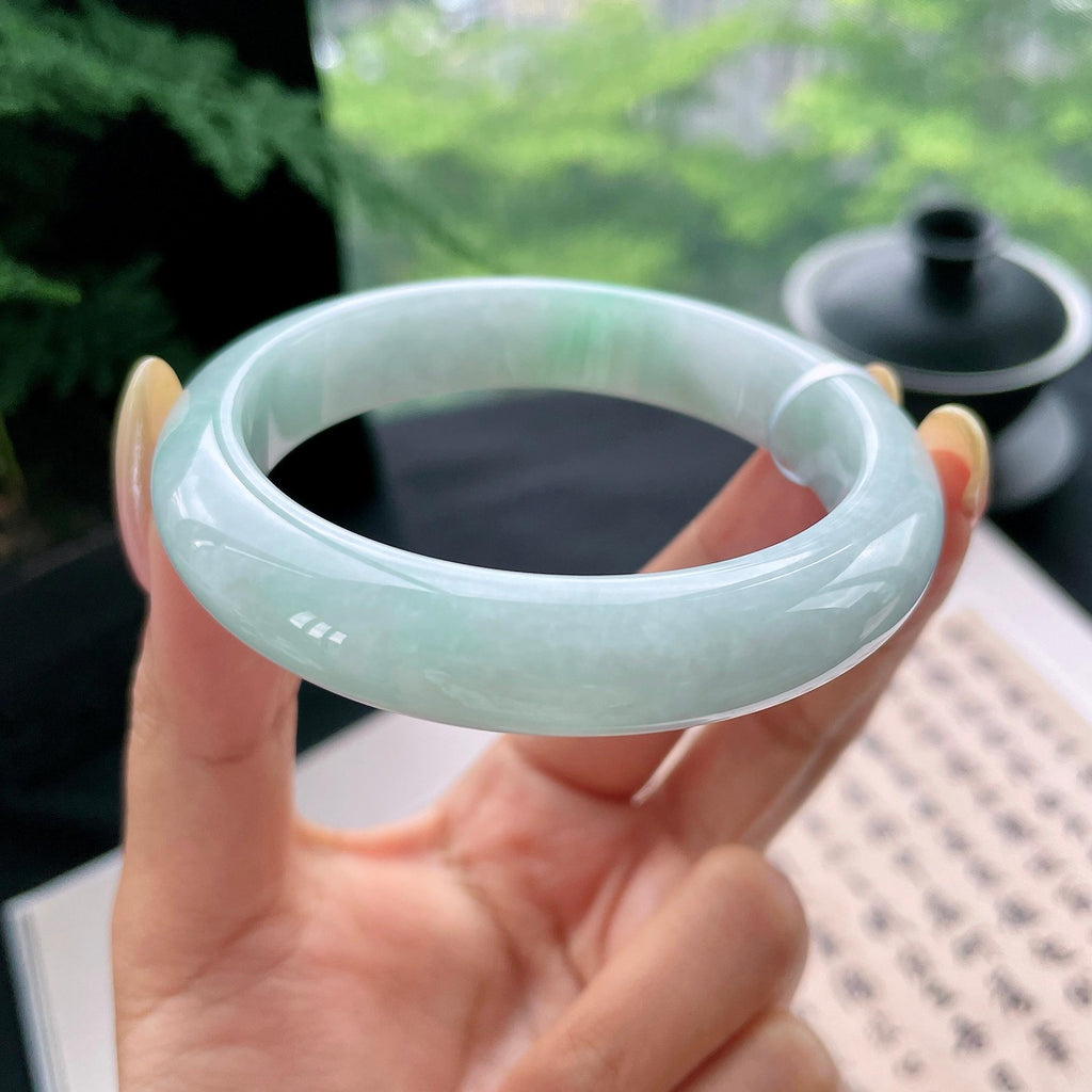 细糯种飘绿正圈平安镯57.2圈 天然缅甸A货翡翠（yc473060）