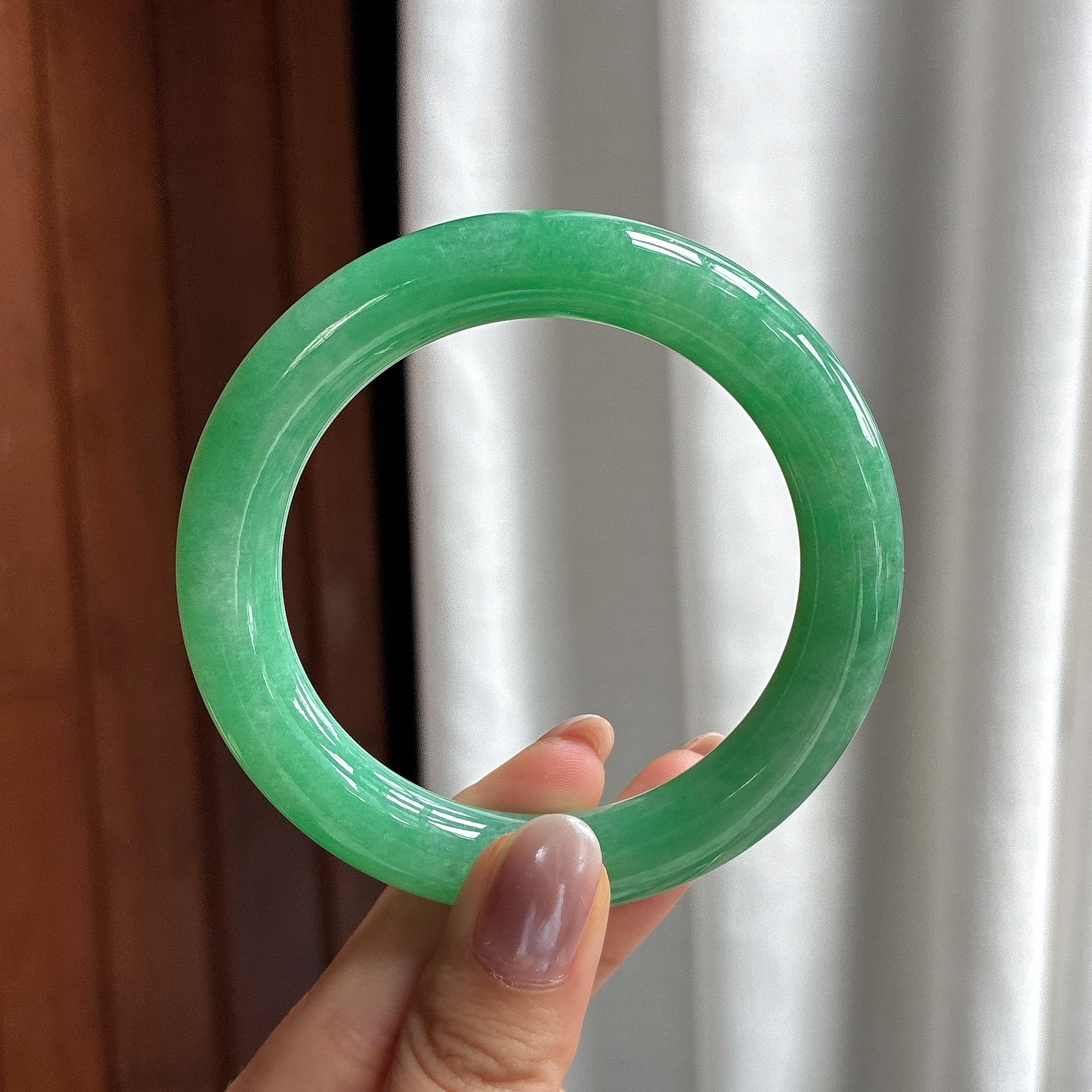 糯冰满绿圆条手镯 56圈 天然缅甸A货翡翠（yc525925）