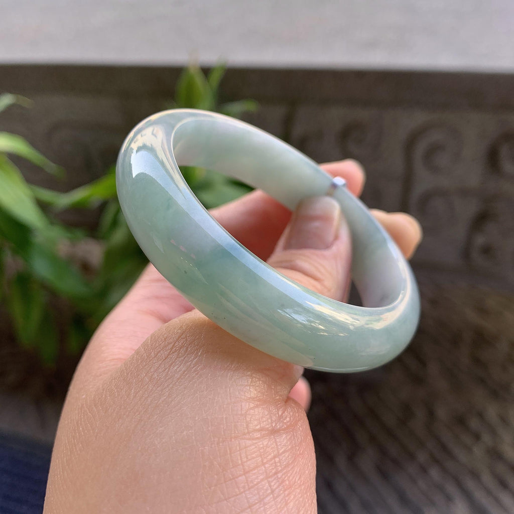 小圈口 细糯种晴底飘蓝花正圈平安镯52.2圈口 天然缅甸A货翡翠（yc330290）