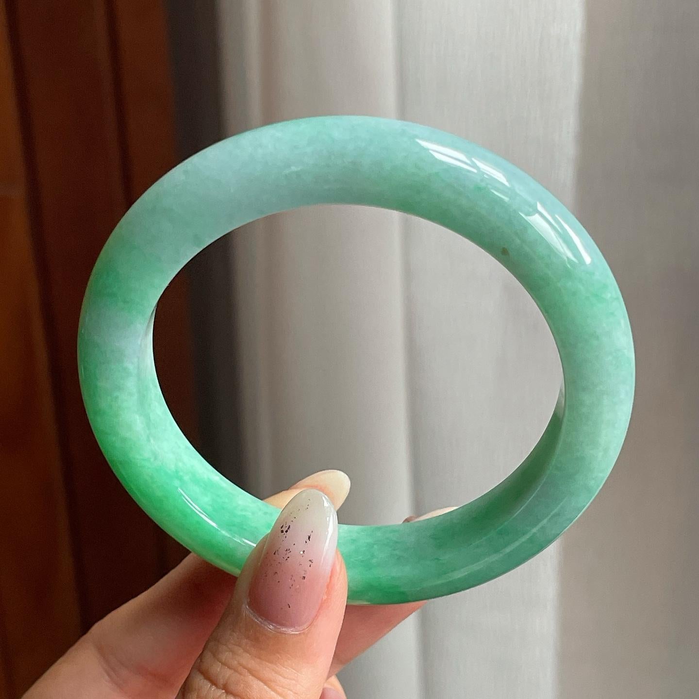 糯冰种带色翡翠平安镯（56mm）（yc207393）
