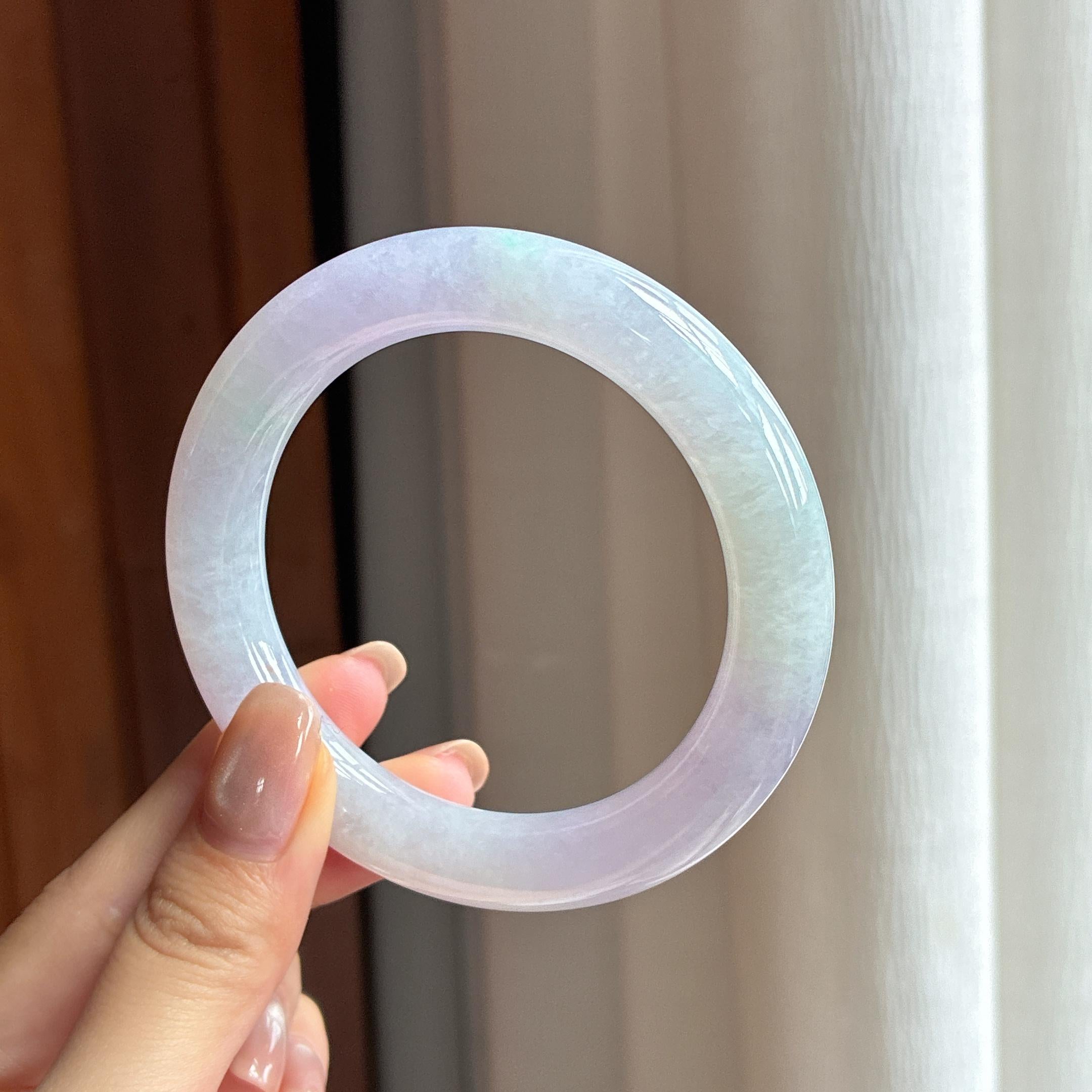糯冰春带彩翡翠圆条手镯 55圈（yc434864）