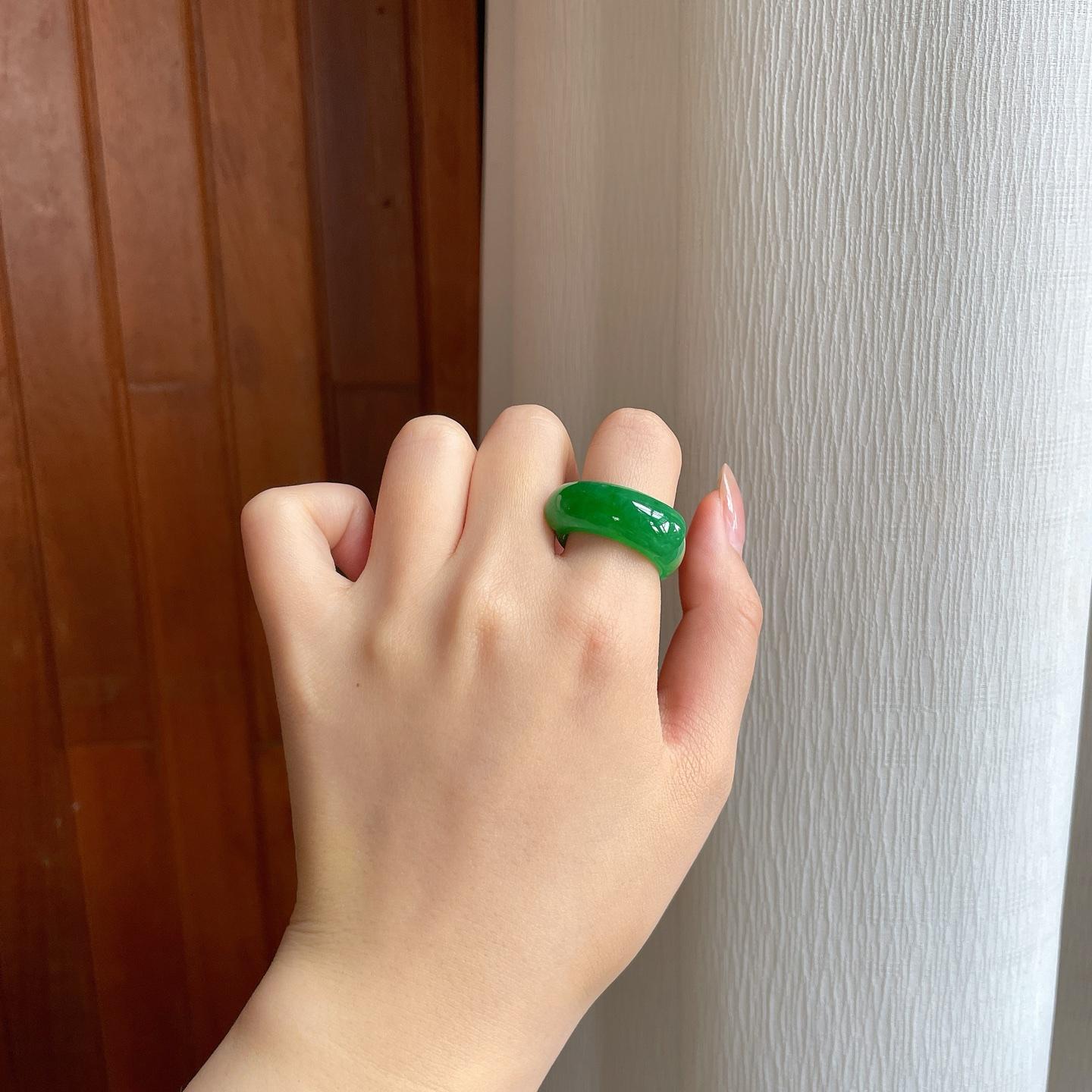 冰种满绿翡翠指环（yc350463）