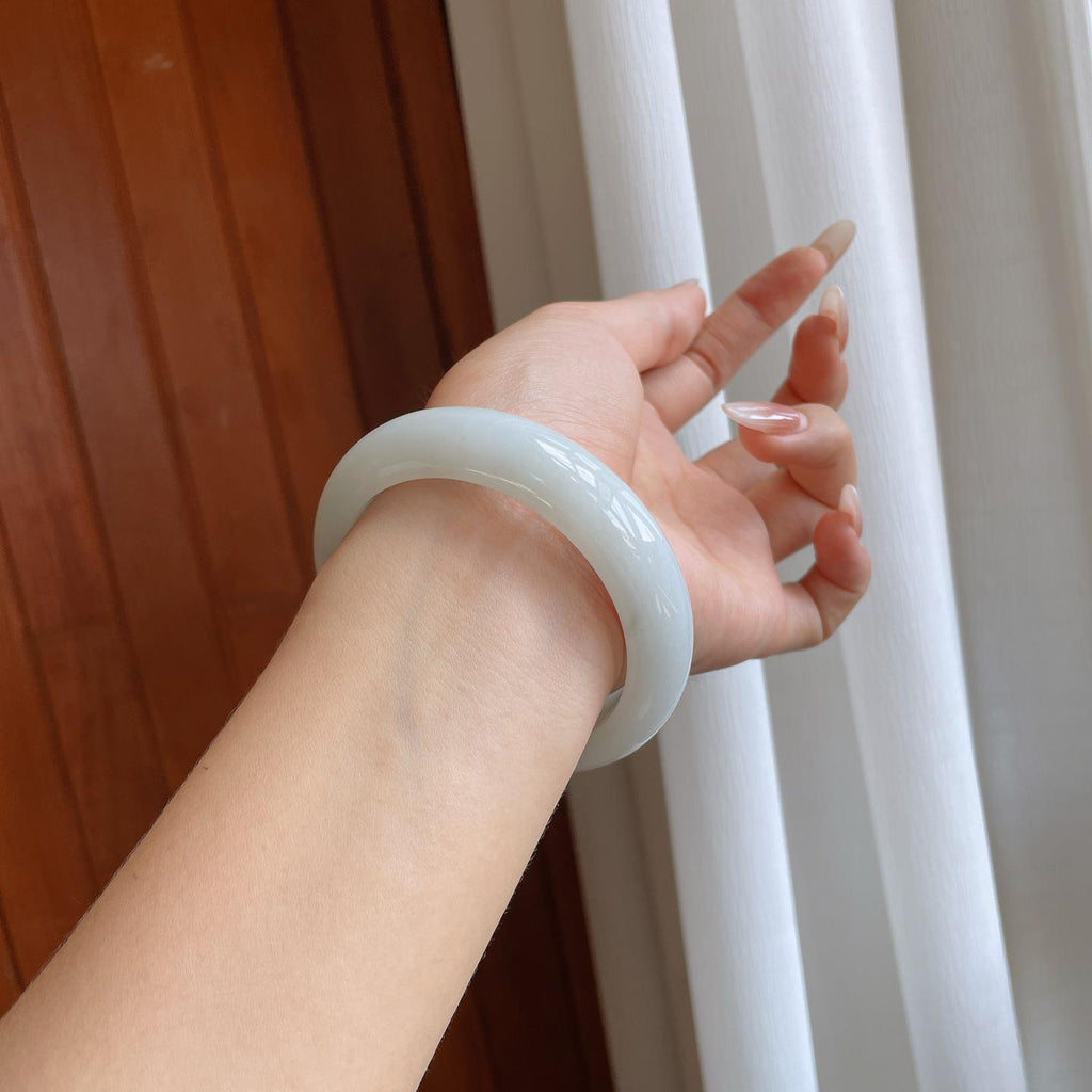 细糯冰白月光翡翠平安镯（59mm）（yc274574）