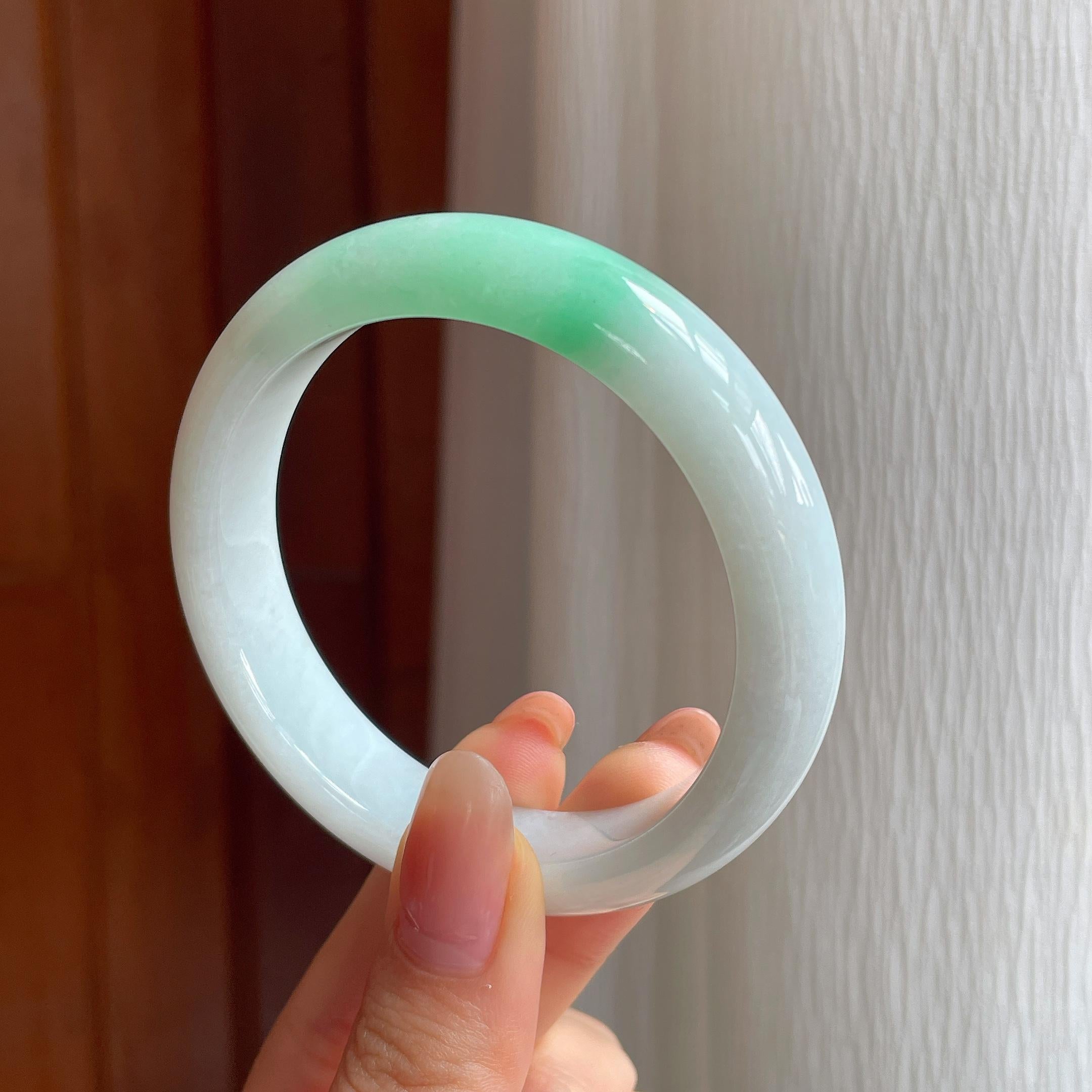 糯冰带色翡翠平安镯（54.6mm)（yc350449）