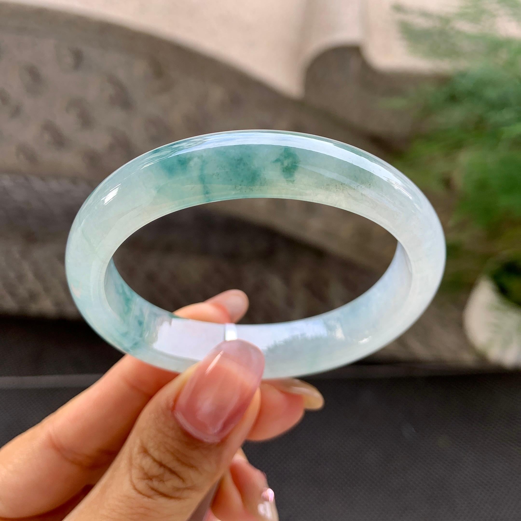 糯冰种飘花贵妃手镯（51.5mm）（yc288667）
