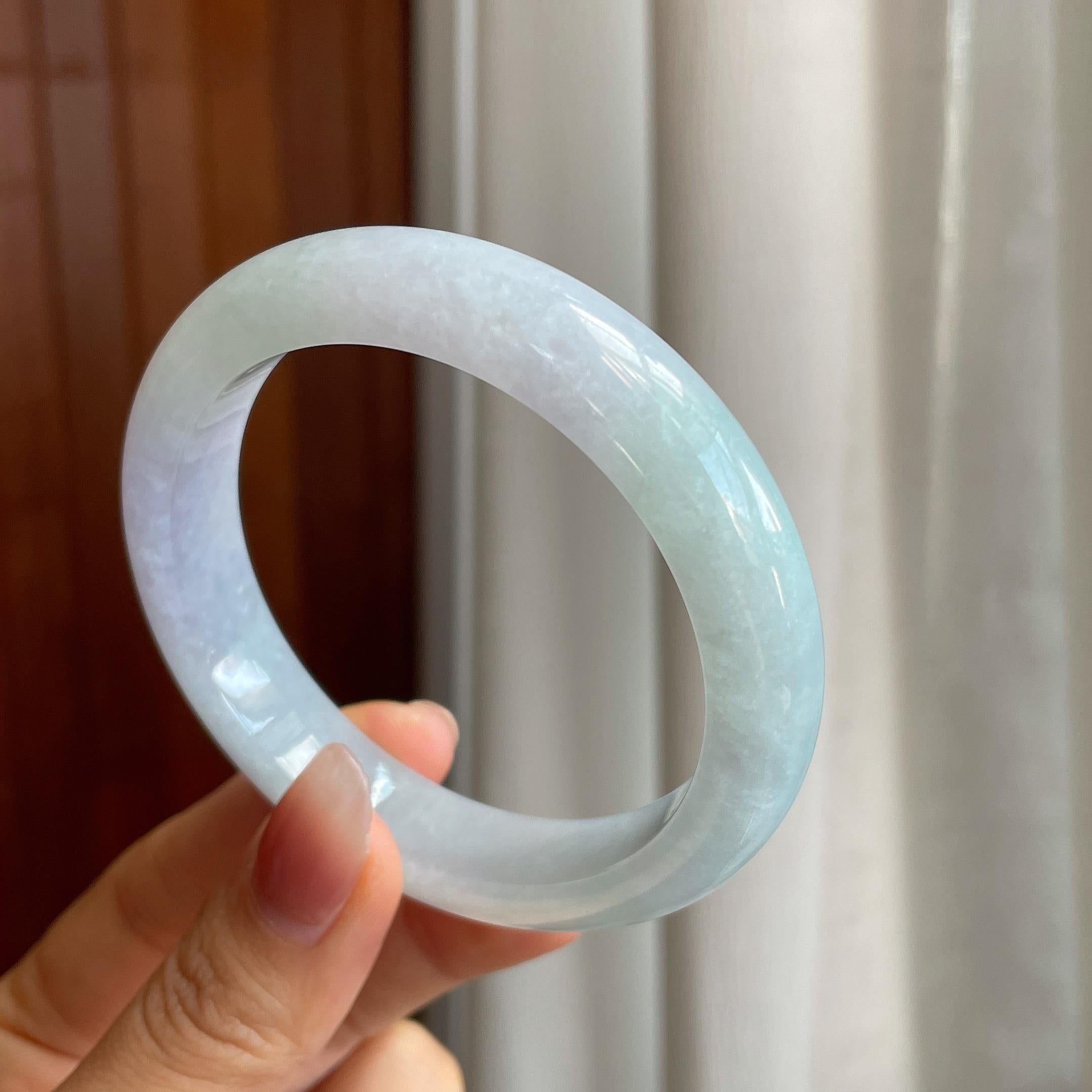 糯冰种带色翡翠平安镯（57.8mm）（yc316592）