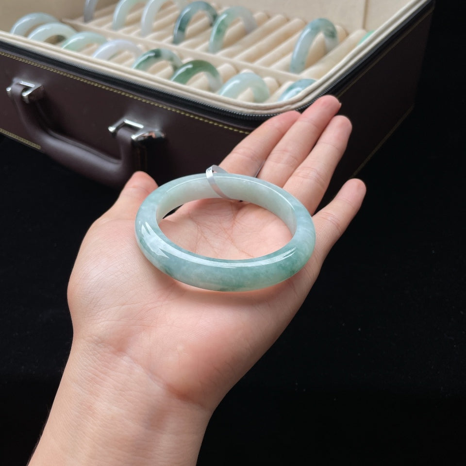 糯种飘花正圈翡翠手镯（55.7mm）（yc018720）