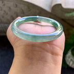 糯冰晴水飘花圆条手镯（53.8mm）（yc028508）