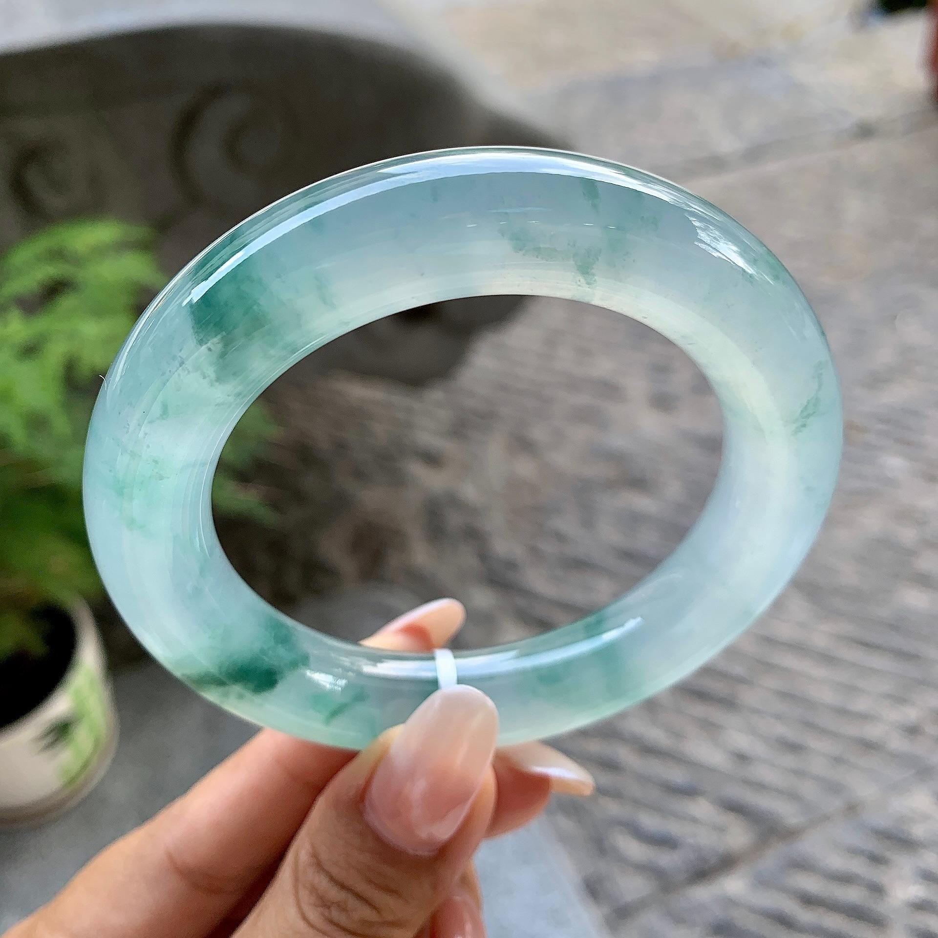 糯冰种飘花圆条手镯（57.4mm）（yc195369）