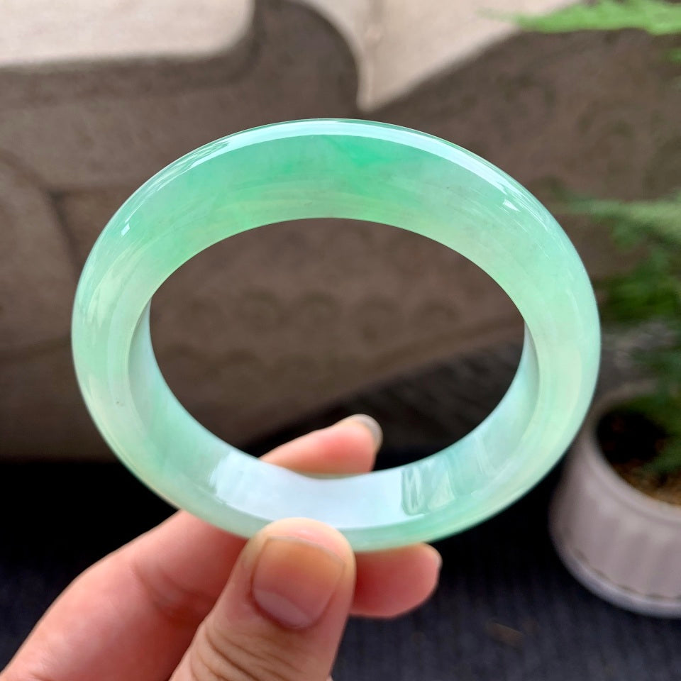 糯冰种绿晴水翡翠平安镯（53.2mm）（TF06240009）