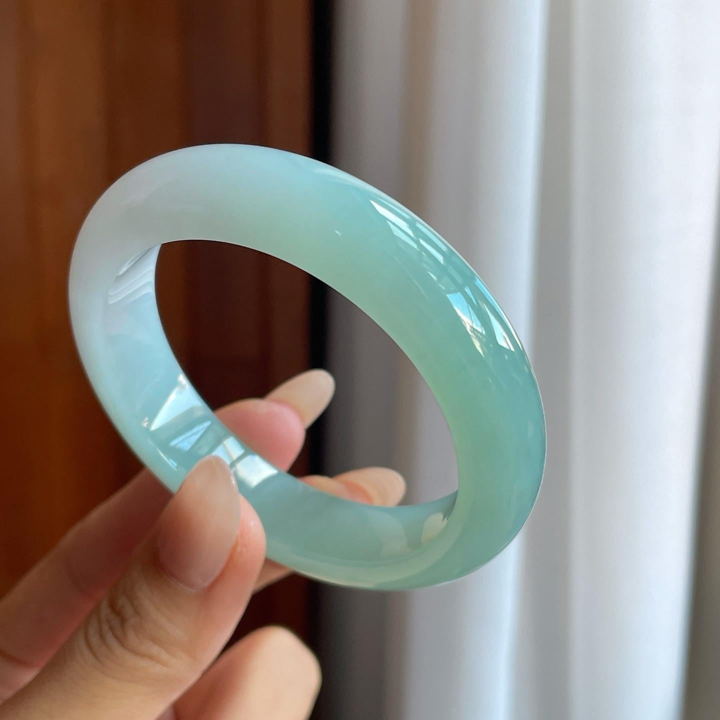 冰种半山半水晴绿底翡翠平安镯（53mm）（yc242096）