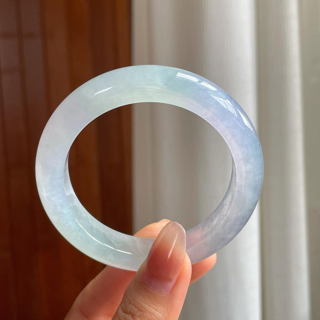 冰种淡春带彩翡翠平安镯（54.5mm）（yc344024）