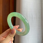 糯冰湖水绿翡翠圆条手镯（55.8mm）（yc284557）