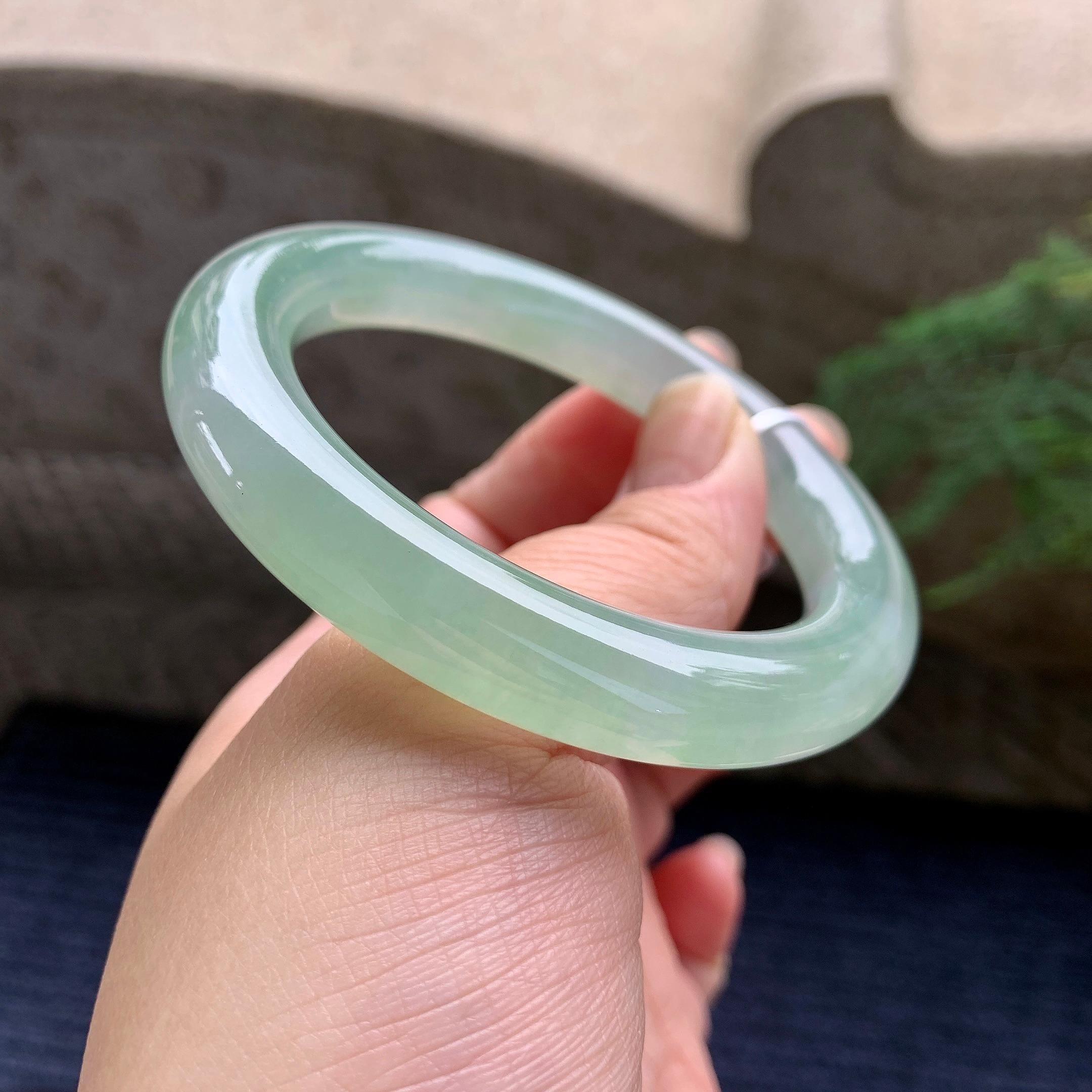 糯冰种晴水圆条手镯（54mm）（yc267242）
