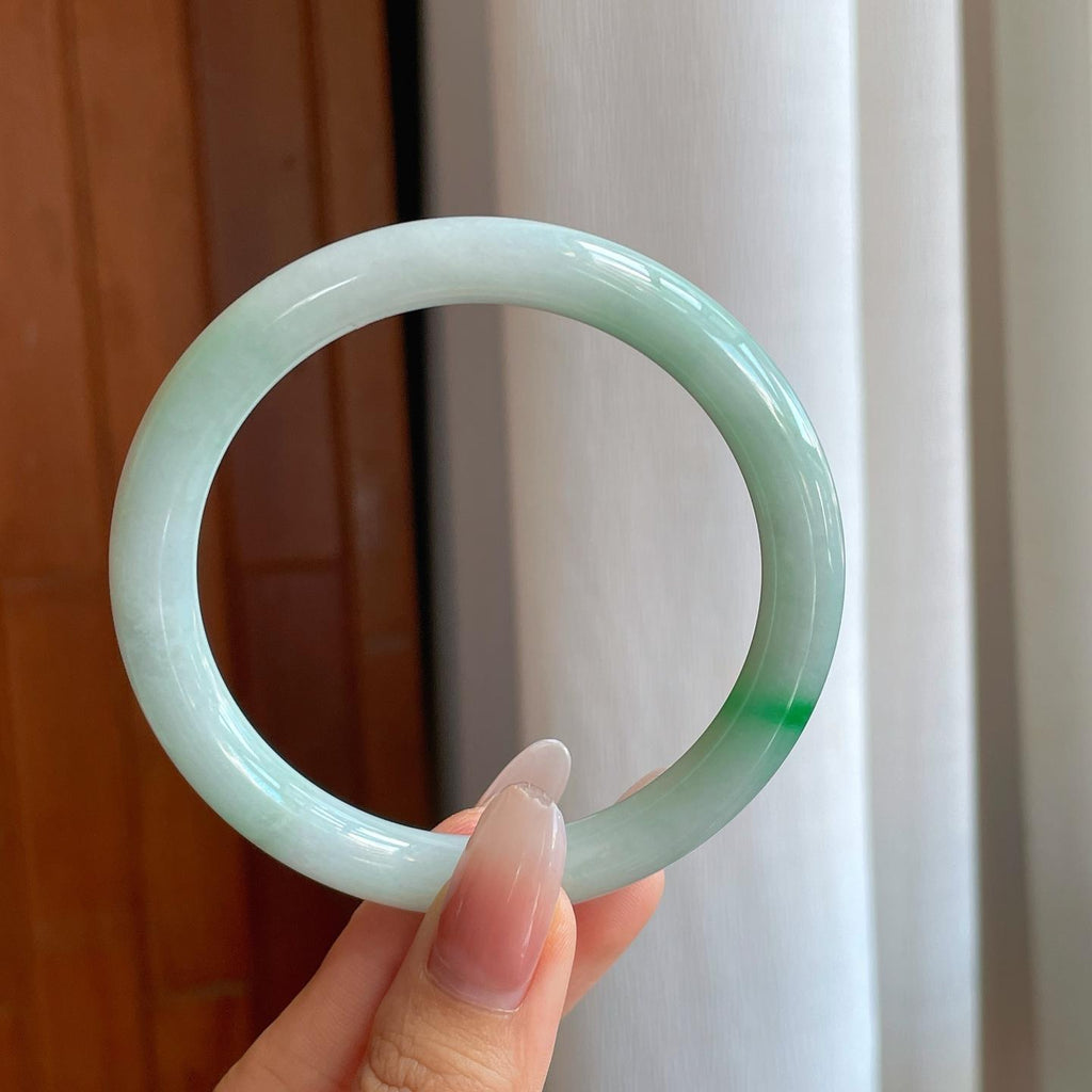 糯种带色圆条翡翠手镯（61mm）（yc268115）