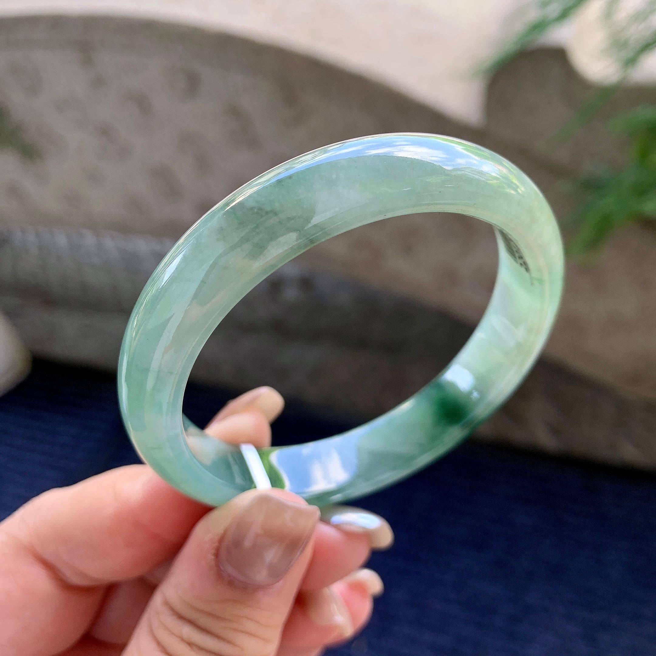 细糯种飘绿花洒金正圈平安镯  54.8圈口  天然缅甸A货翡翠（yc433625）