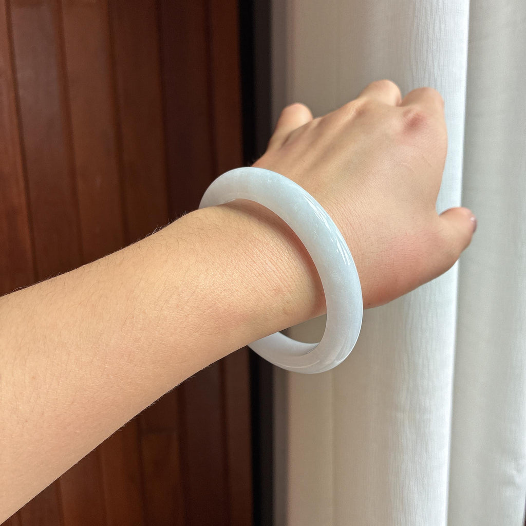 Vòng tay ngọc phỉ thúy trắng băng tuyết mảnh dẻ, vòng tròn bình an, size 59, ngọc phỉ thúy tự nhiên loại A Myanmar (yc450121)