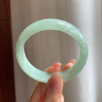 糯冰晴底翡翠平安镯（56mm)（yc345512）