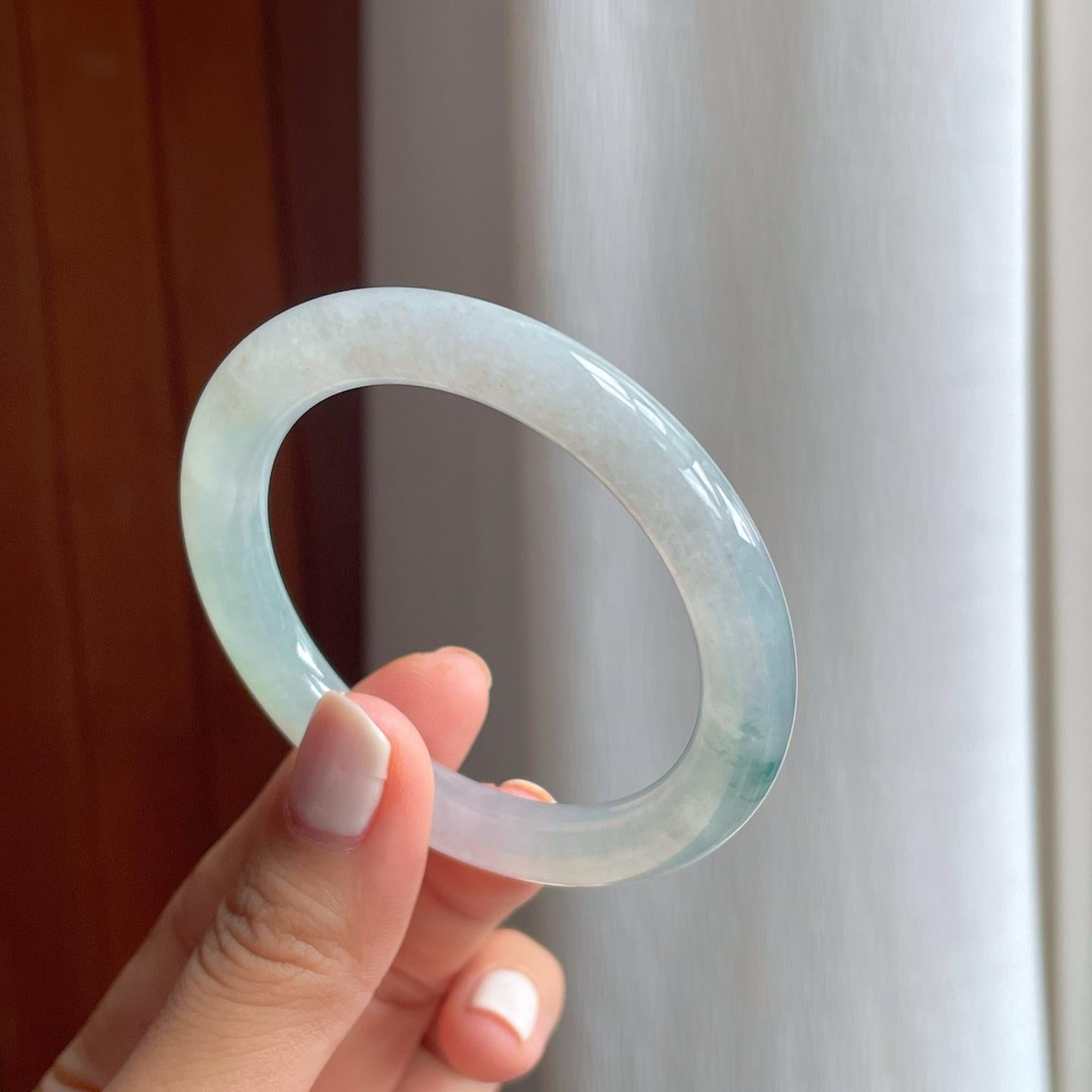 冰种飘花翡翠圆条手镯（50.5mm）（yc254044）