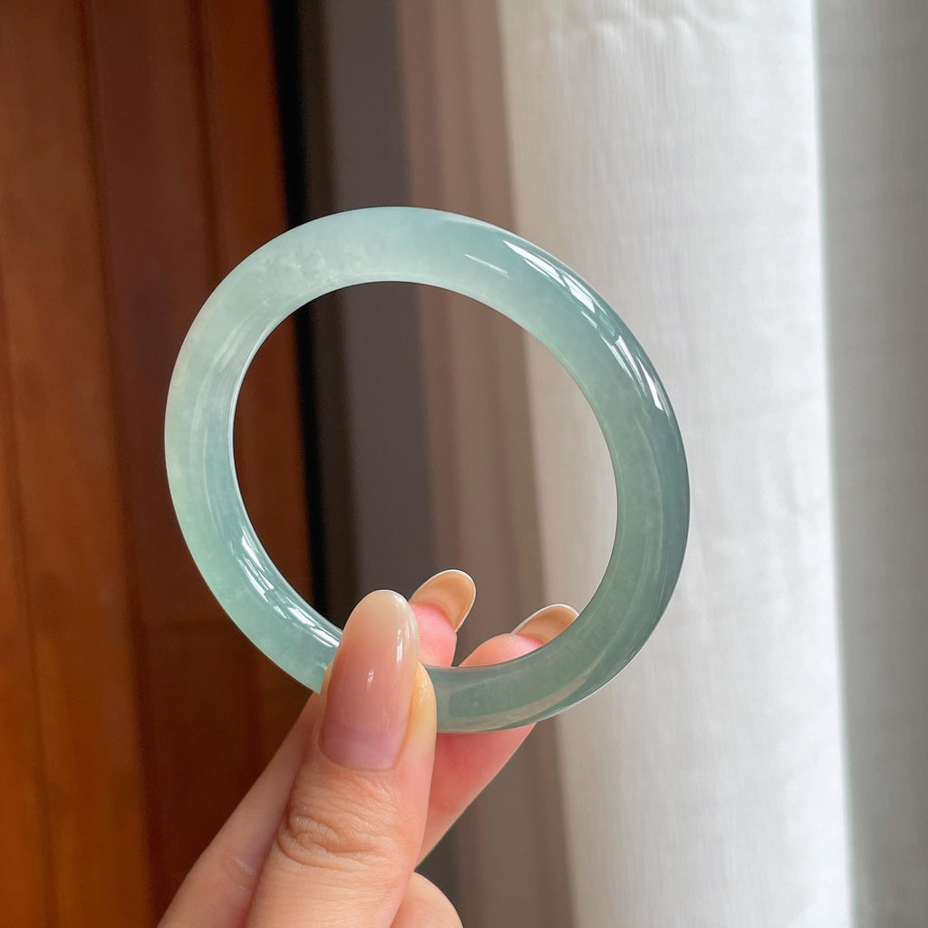 冰种湖水绿翡翠圆条手镯（52.3mm)（yc414701）