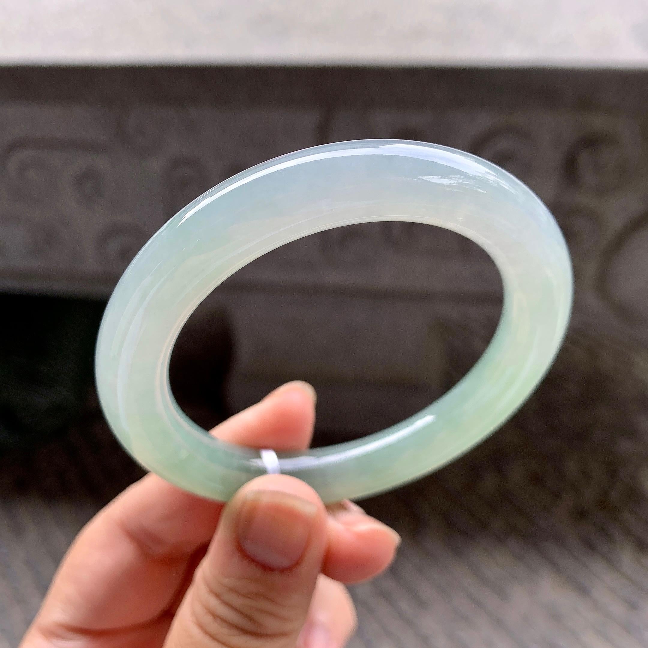 糯冰种淡晴水圆条手镯（54mm）（yc266513）