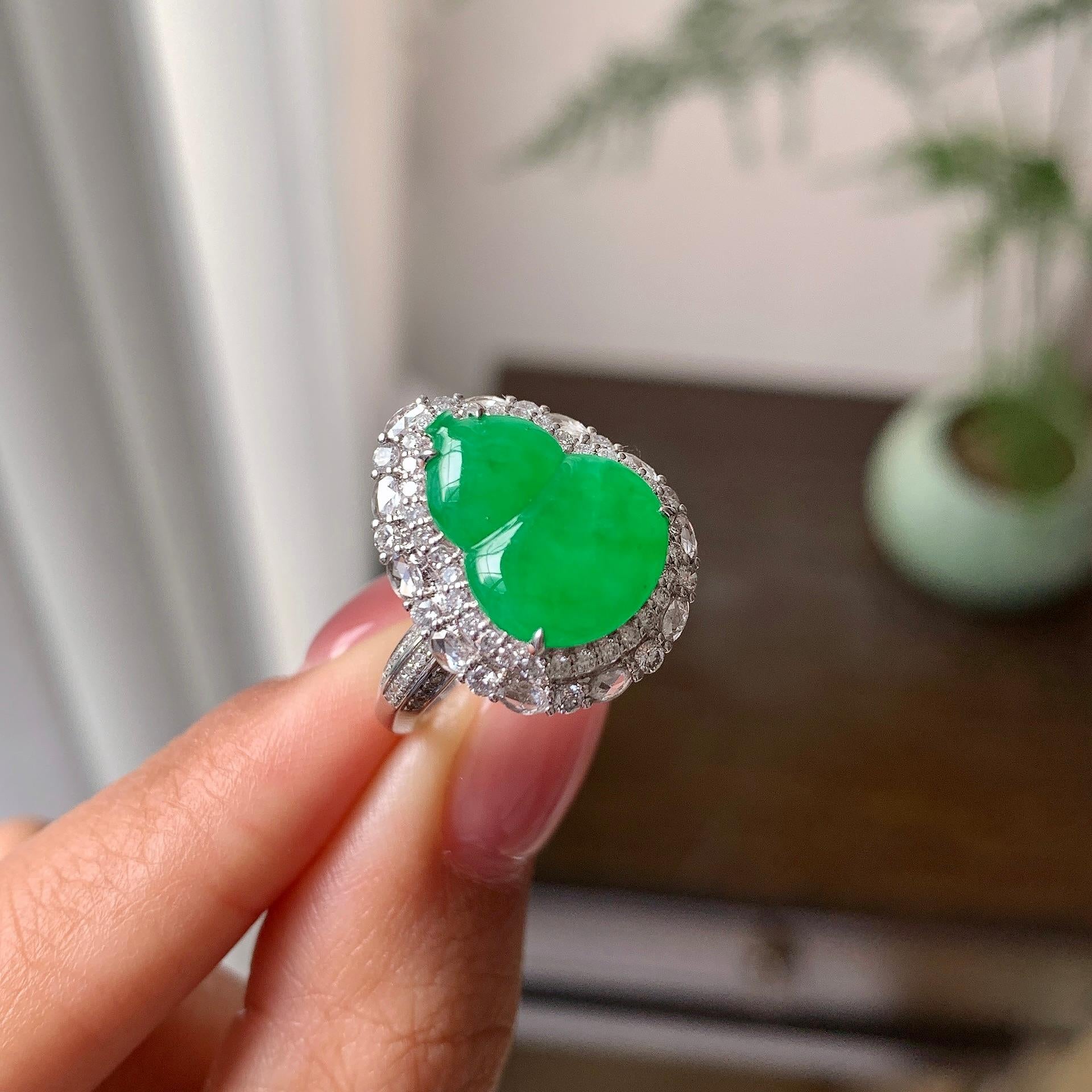 18k金钻镶冰种翠绿葫芦戒指/吊坠（两用款）（yc286403）