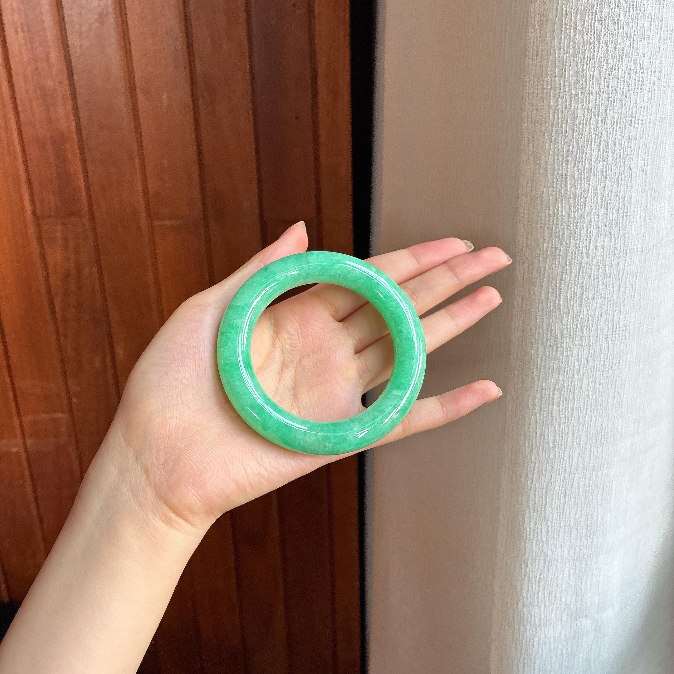 糯冰满绿翡翠圆条手镯 55圈天然缅甸A货翡翠（yc438360）