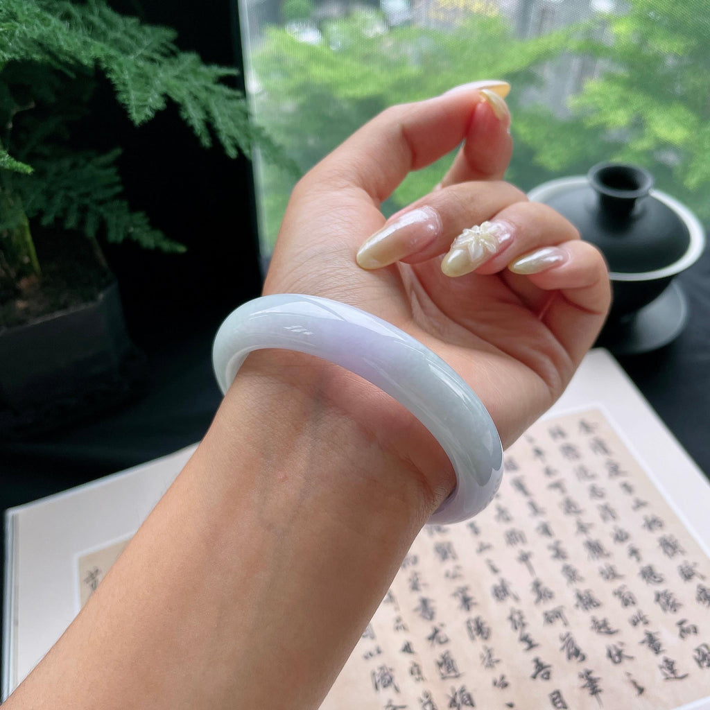 细糯种淡春彩正圈平安镯57.8圈 天然缅甸A货翡翠（yc473076）