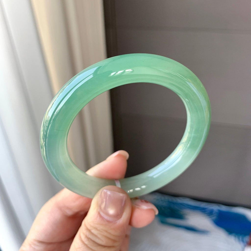 糯冰种湖水绿半山水圆条手镯 54.7圈口 天然缅甸A货翡翠（yc348288）