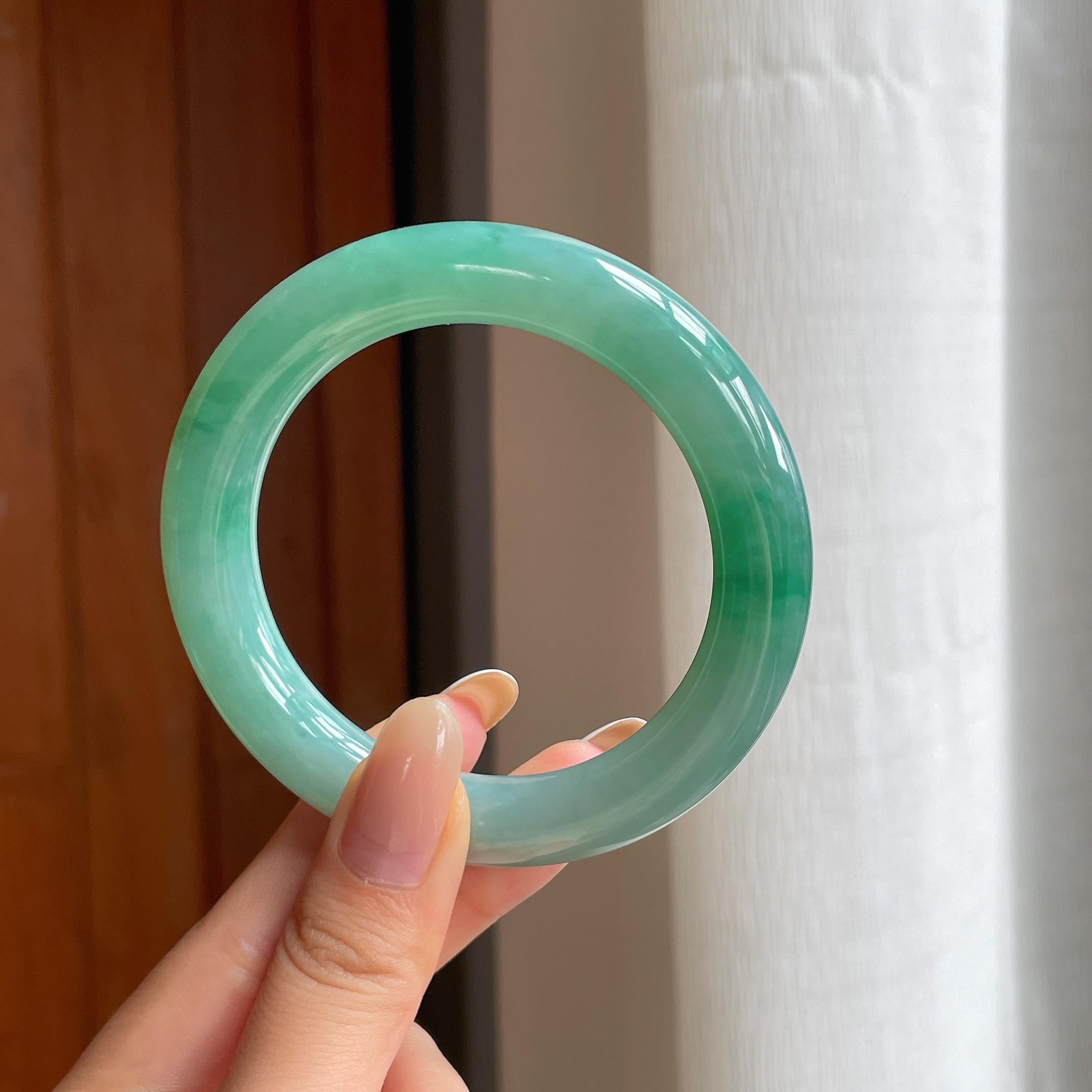 糯冰带色翡翠圆条手镯（56.2mm)（yc423149）