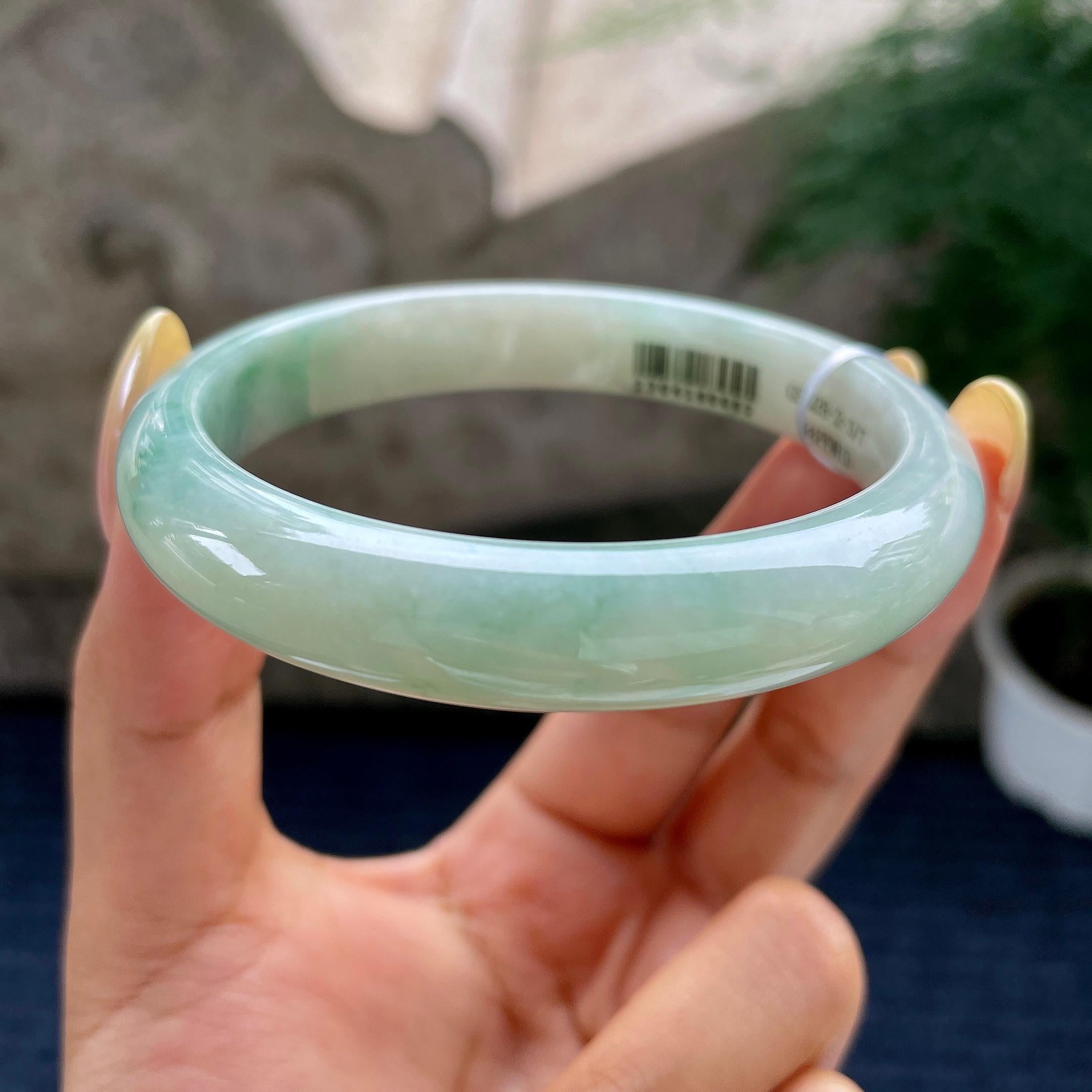 大圈口 细糯种晴底正圈平安镯60.2圈 天然缅甸A货翡翠（yc481944）
