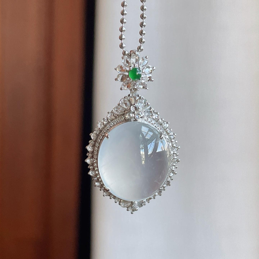 18k金镶冰玻种无色翡翠蛋面（yc242743）