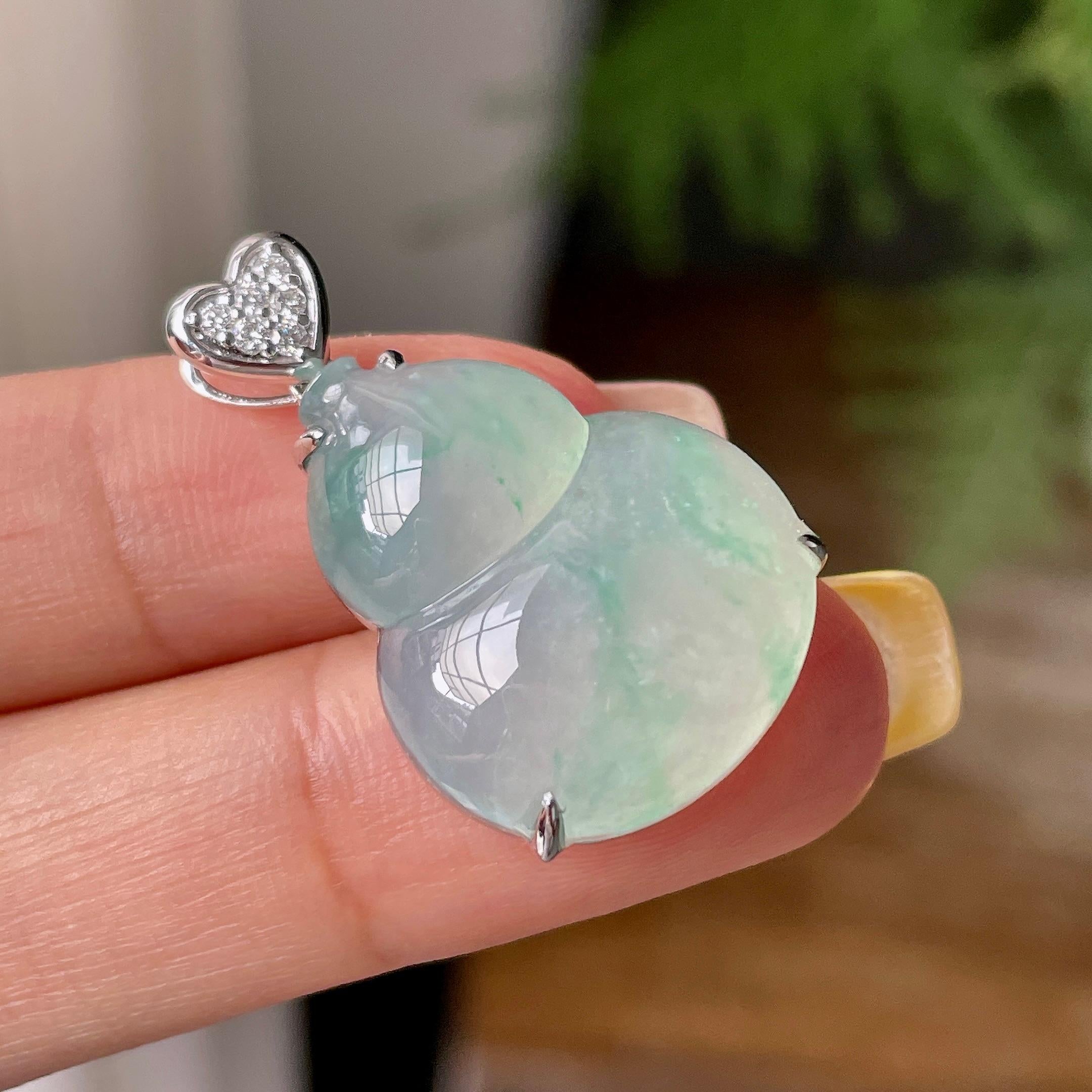 18k金钻镶糯冰种飘花葫芦吊坠    天然缅甸A货翡翠（yc362096）