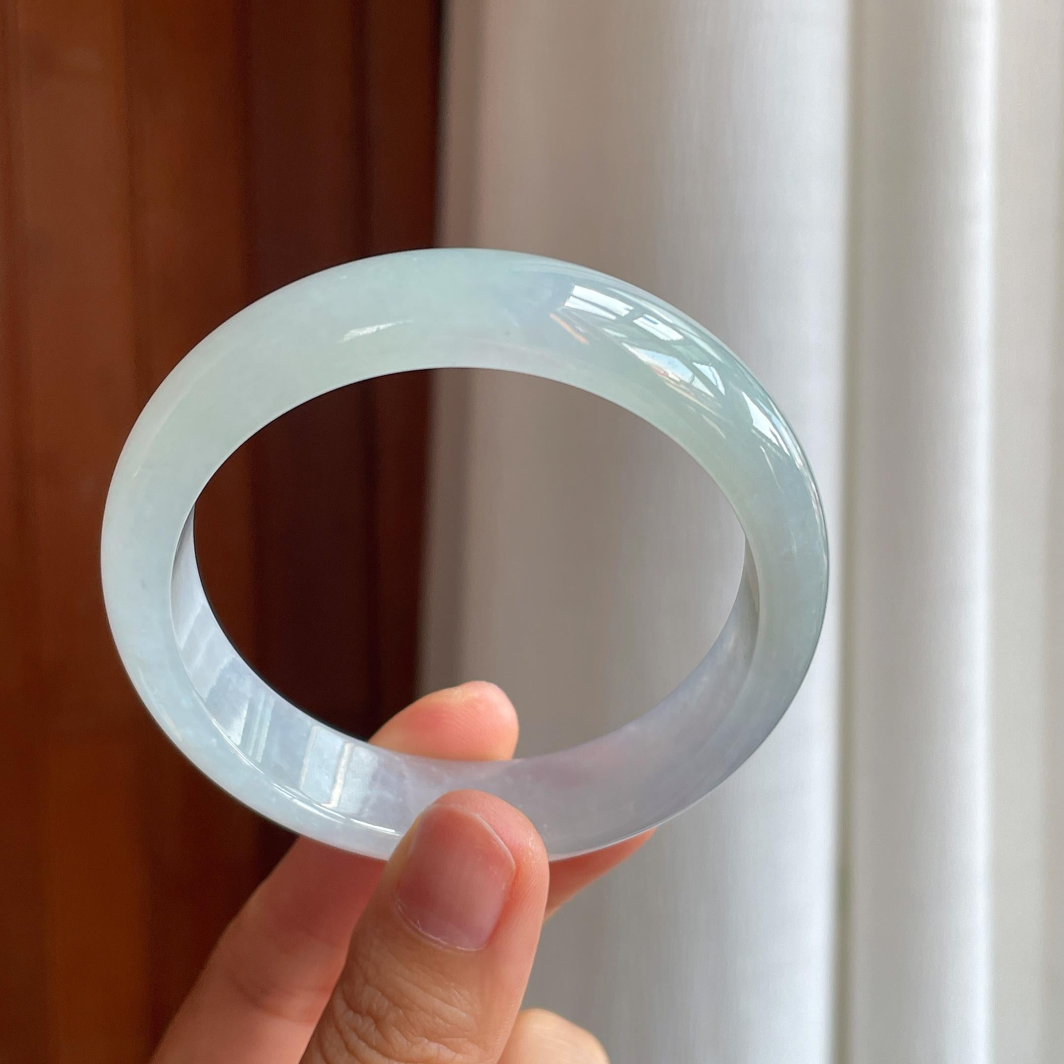 冰种淡底色翡翠平安镯（57.6mm）（yc338534）