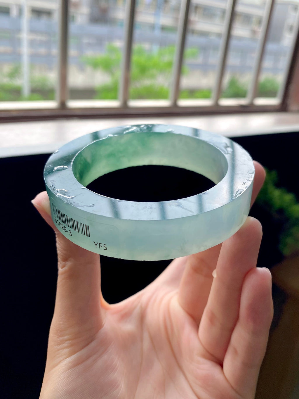 冰种翡翠飘兰花手镯毛胚yc165456