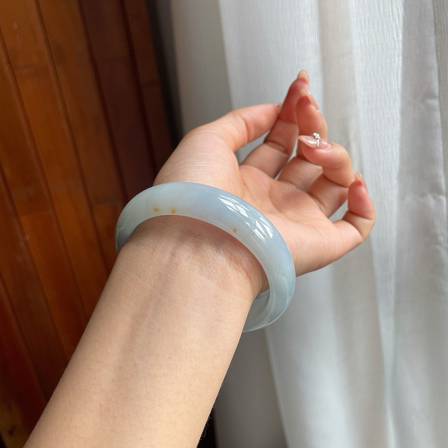 糯冰种带底色洒金翡翠平安镯（57mm）