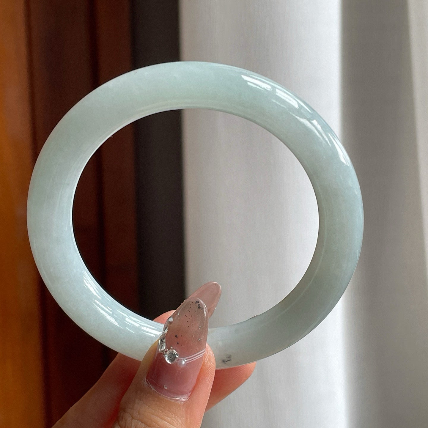 糯种带乌鸡花翡翠圆条手镯（57.8mm）