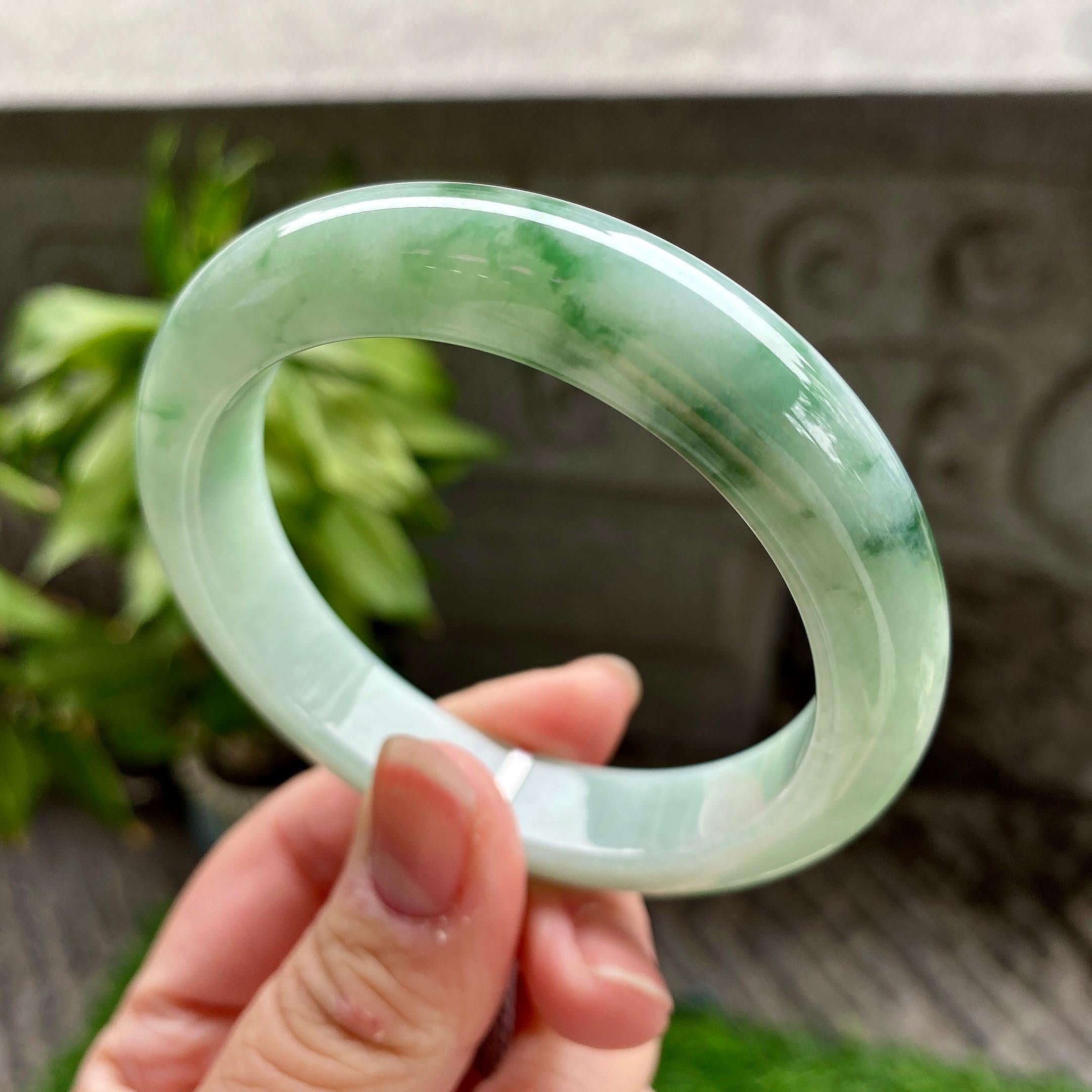 细糯种飘蓝绿花正圈平安镯55.3圈口 天然缅甸A货翡翠（yc317272）