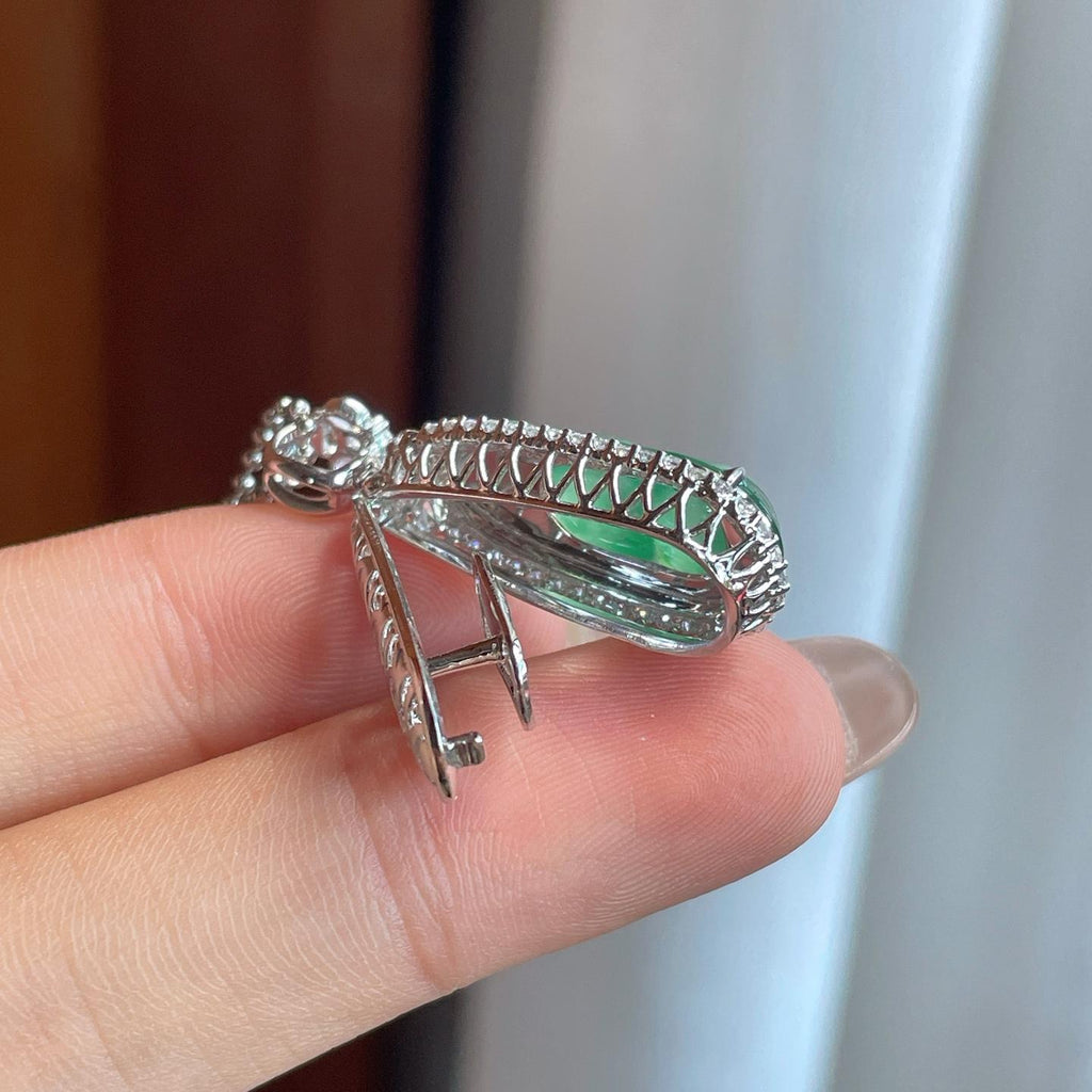 18k金镶冰种带色翡翠豆子（yc241858）