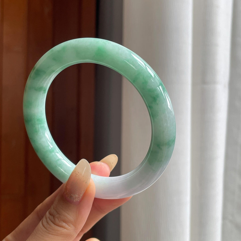 大圈口 细糯带飘绿花圆条手镯 60圈 天然缅甸A货翡翠（yc487664）