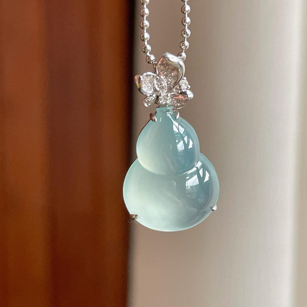 18k金镶冰种晴底翡翠葫芦（yc363637）