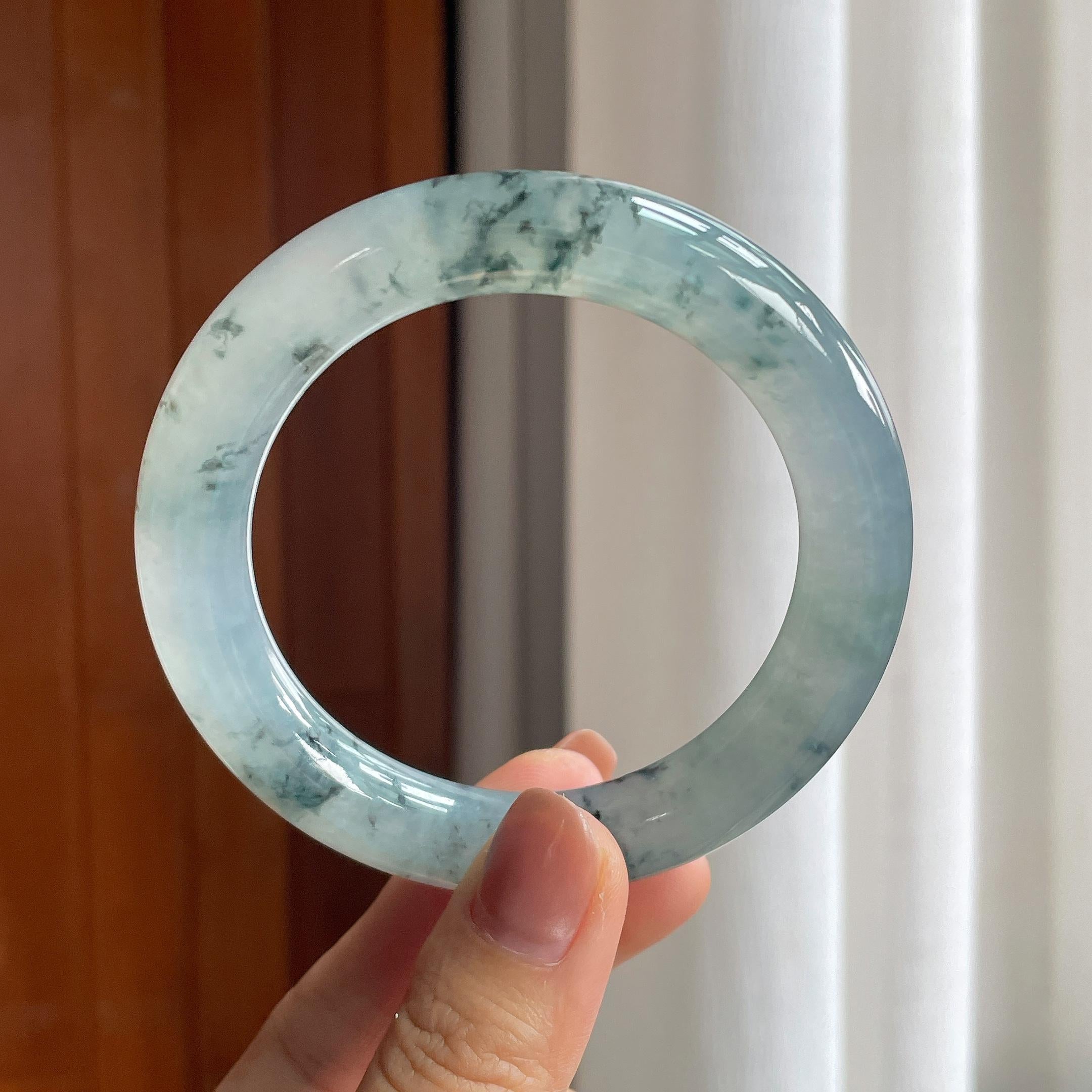 冰种冰乌鸡翡翠圆条手镯（56.5mm）（yc286486）