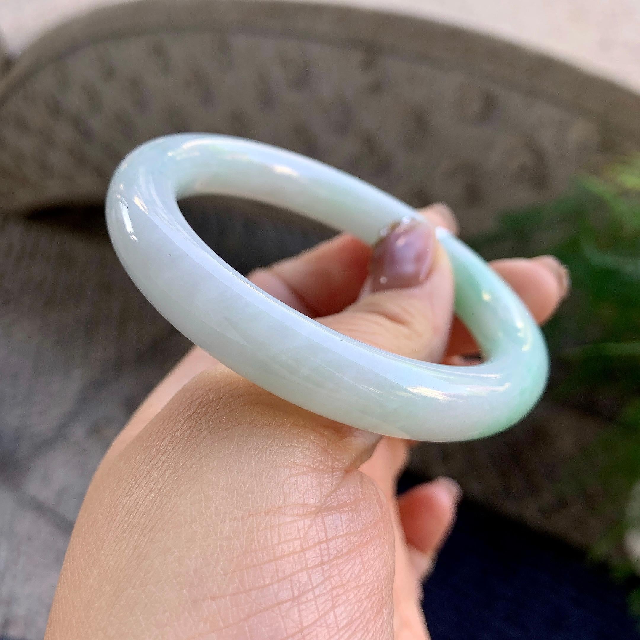 细糯种淡晴底圆条手镯（54mm）（yc276207）