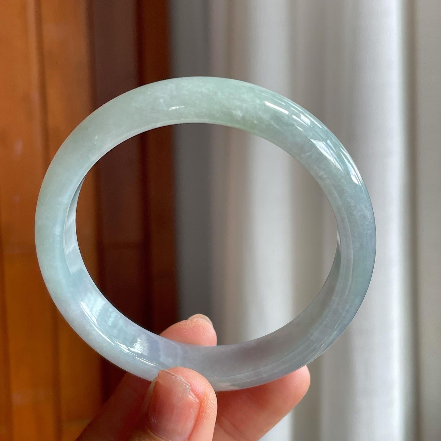 糯冰淡底色翡翠平安镯（59mm）（yc215245）